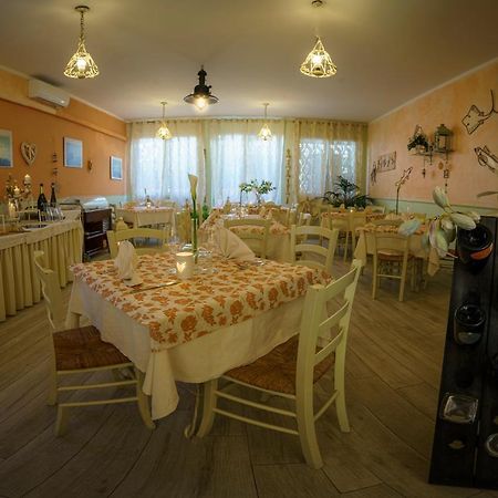 Albergo La Lampara Marina di Cecina Esterno foto