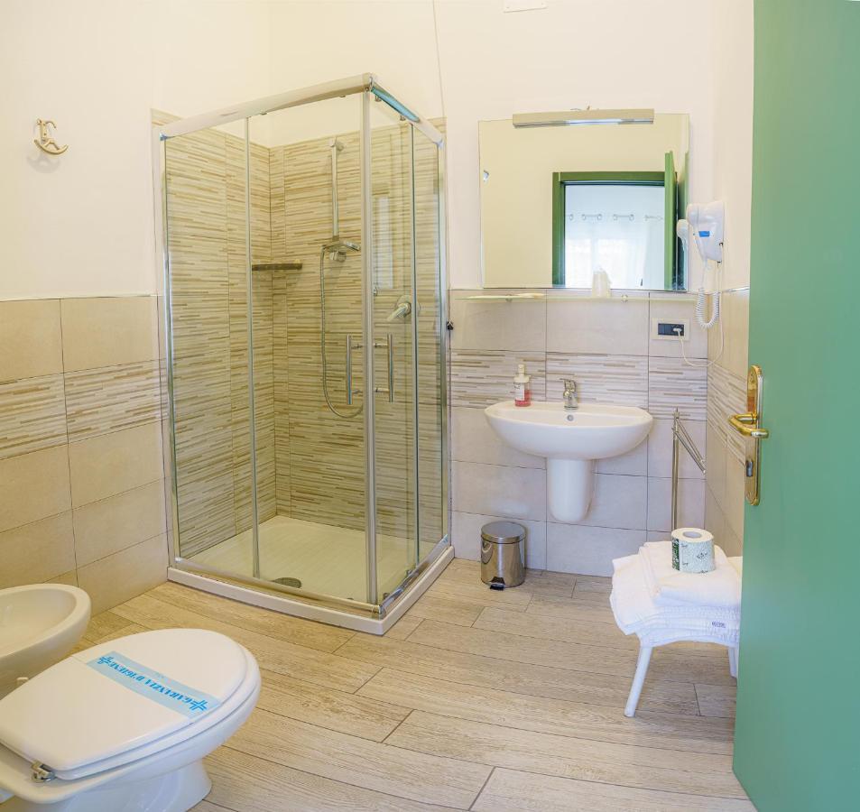 Albergo La Lampara Marina di Cecina Esterno foto