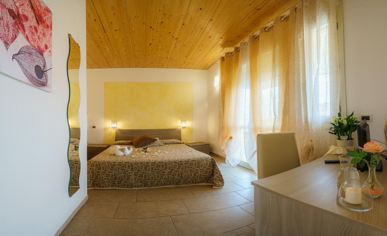 Albergo La Lampara Marina di Cecina Esterno foto