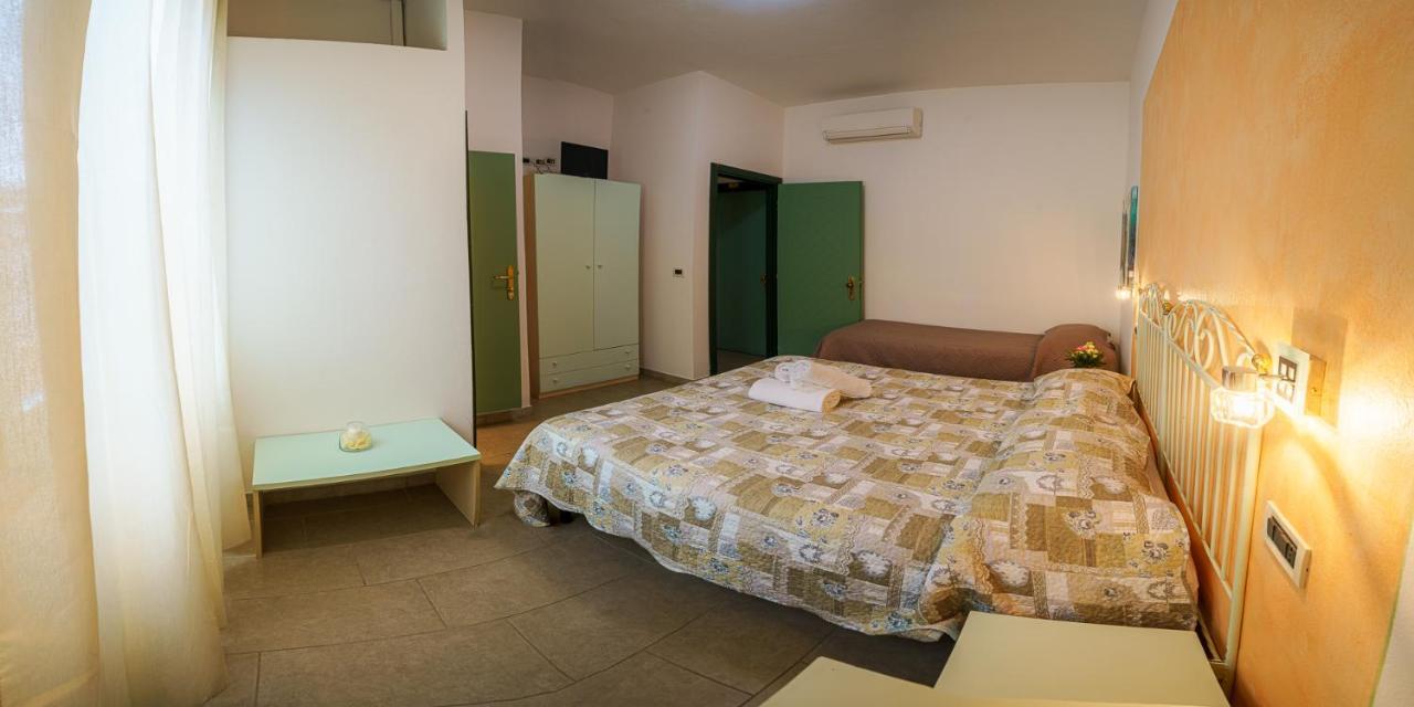 Albergo La Lampara Marina di Cecina Esterno foto