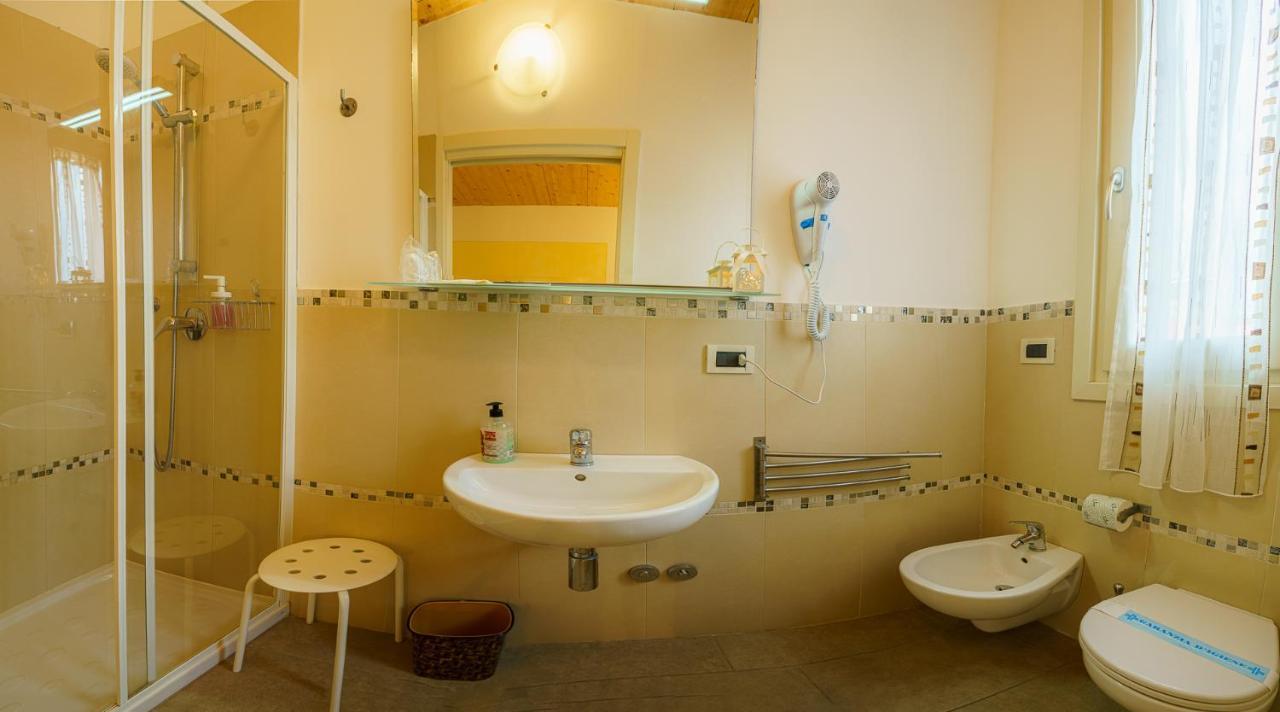 Albergo La Lampara Marina di Cecina Esterno foto