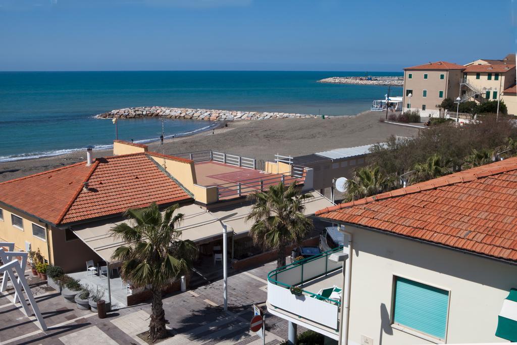 Albergo La Lampara Marina di Cecina Esterno foto