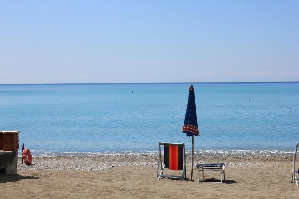 Albergo La Lampara Marina di Cecina Esterno foto
